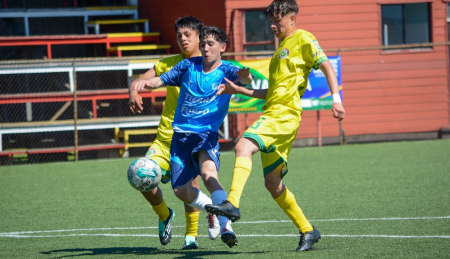 Tierra del Fuego sumó tres nuevas medallas y se destacó con una goleada en fútbol masculino