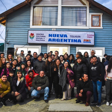 López y Pino inauguraron en Tolhuin una nueva sede del Centro Cultural, Social y Político Nueva Argentina