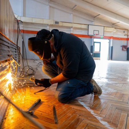 Avanzan trabajos de refacción y mantenimiento en las escuelas de la provincia