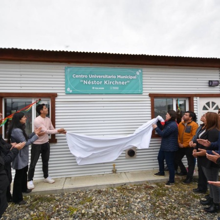 El Municipio de Tolhuin inauguró el Centro Universitario Municipal "Néstor Kirchner"