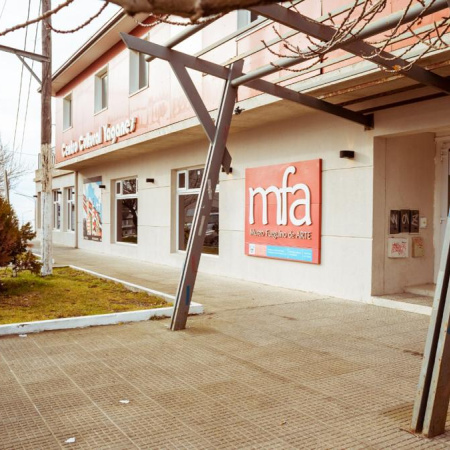 El Museo Fueguino de Arte celebra su 15° aniversario con la muestra “15 años/15 miradas”