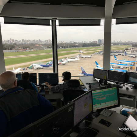 Controladores aéreos ratificaron la medida de fuerza
