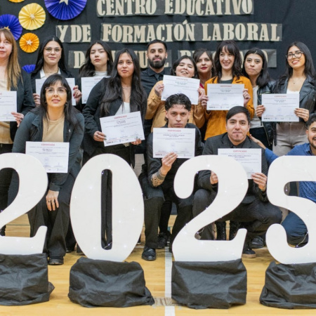 Entregaron certificados a más de 300 egresados del Centro de Formación Laboral