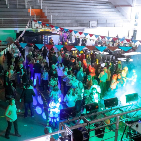 Matiné +60 llega a Ushuaia: Una propuesta para celebrar el encuentro entre generaciones