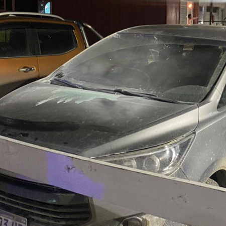 Principio de incendio en un automóvil