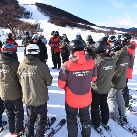 Personal del GEAM realizó actividades de entrenamiento en Alta Montaña