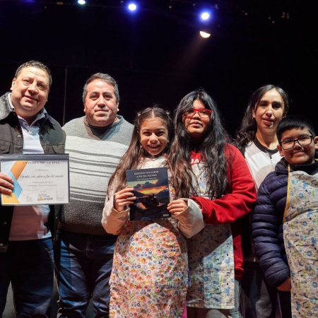 El Municipio llevó adelante la presentación del libro "Cuentos con sabores del Fin del Mundo"