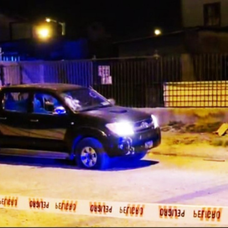 La policía allanó tres domicilios luego de dos tiroteos contra una casa y un auto