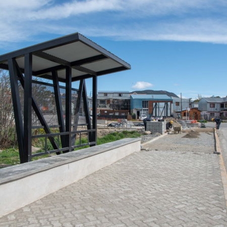 Avanza la obra de puesta en valor de la Plaza Bolivia