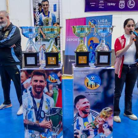 El Cochocho Vargas fue escenario de la inauguración del Nacional de Clubes Sub 17 de Futsal AFA