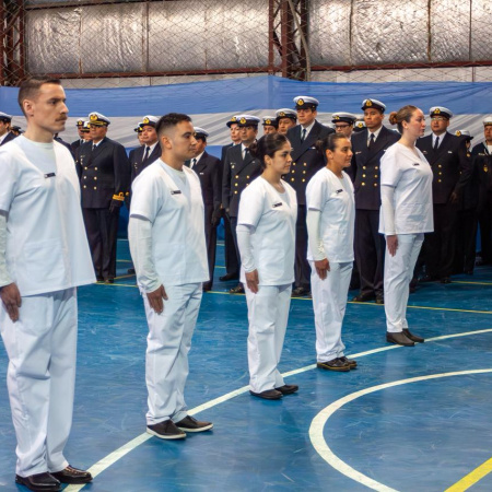 Profesionales de la salud se incorporaron como oficiales de la Armada Argentina