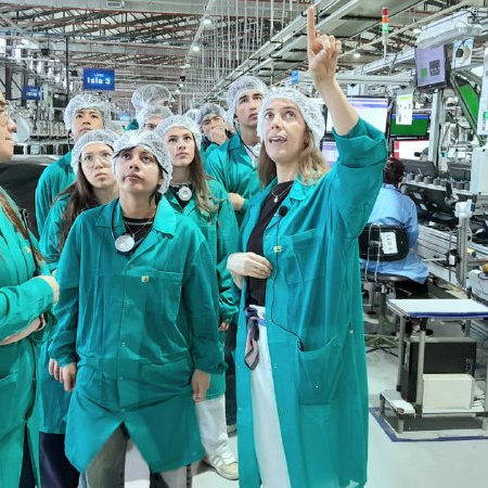 "Industrias a Puertas Abiertas": estudiantes recorrieron la Planta 5 de Newsan