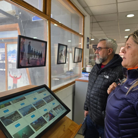La Secretaría de Turismo presenta una muestra fotográfica en homenaje a las pioneras antárticas