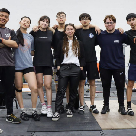 Parte la delegación provincial de levantamiento de pesas rumbo al Campeonato Nacional