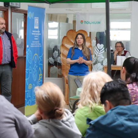 El Municipio junto al INTA fortalecen la producción avícola en Tolhuin