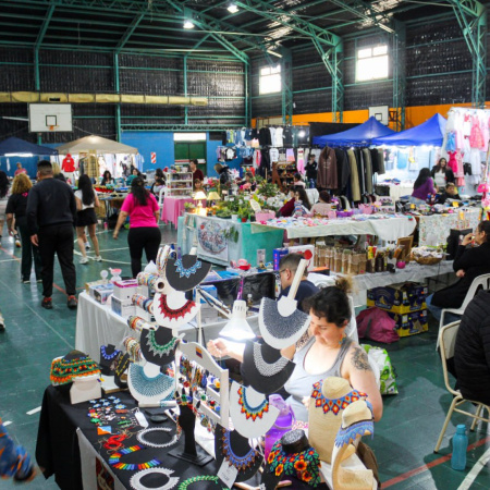 Se realizó una nueva edición de “Feriantes del Fin del Mundo” por el Mes de la Tradición