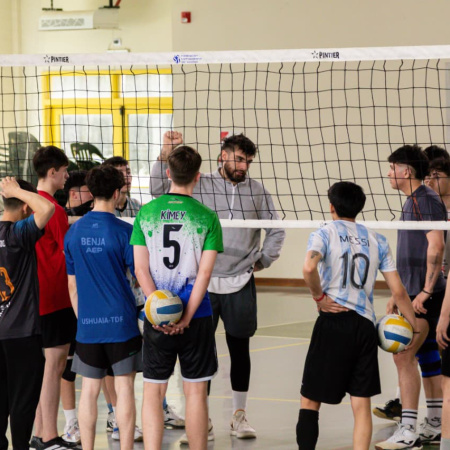 Los seleccionados fueguinos de vóley realizaron la última concentración de cara a los Juegos de la Araucanía 2026