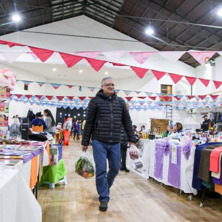 Gobierno celebra las fiestas con ferias en las tres ciudades de la provincia