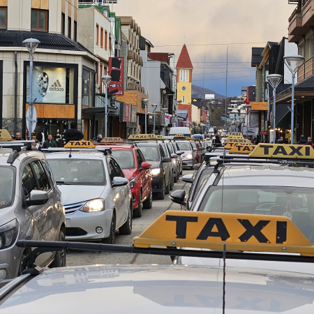 Promulgan ordenanza que crea el Registro Municipal Unificado de Conductoras y Conductores