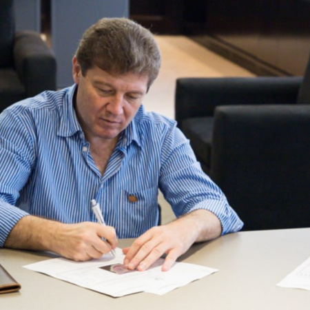 Promulgaron la Ley de Acuicultura y mantiene la prohibición de cria de salmones en el Canal Beagle