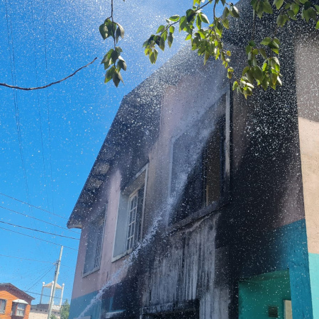 Incendio accidental en un taller mecánico de Río Grande