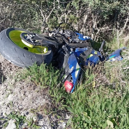 Un motociclista resultó herido tras colisionar con un automóvil en Tolhuin
