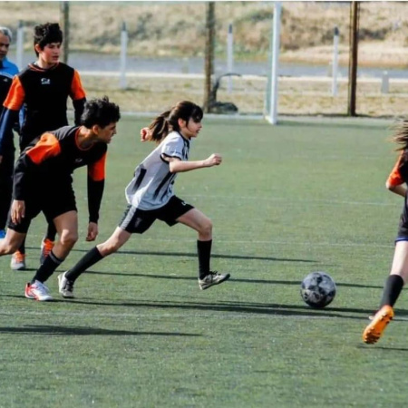 Lanzan el programa recreativo "Fútbol de Barrio"