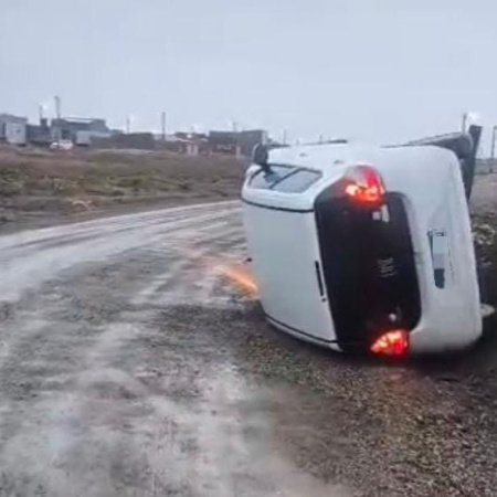Joven mujer y su bebé protagonizan un vuelco en el barrio San Martín Norte