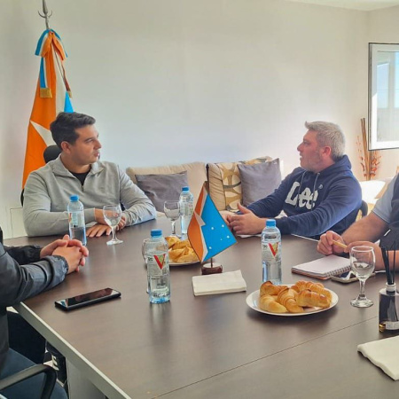 Junto a la APITUR la provincia buscan potenciar el automovilismo deportivo