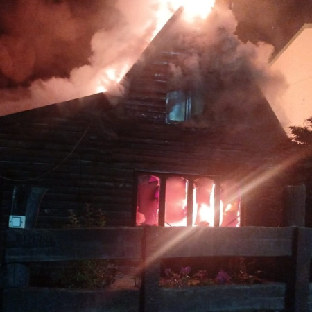 Incendio destruye por completo una vivienda en Tolhuin