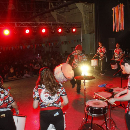 El Esther Fadul vibró con la "Gala de Carnaval"