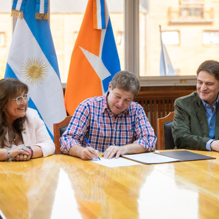 Melella formalizó las nuevas designaciones en el gabinete provincial