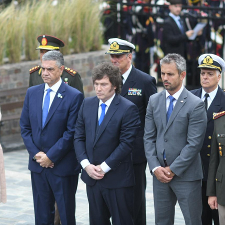 Milei ratificó el reclamo de soberanía por Malvinas y anunció el fortalecimiento de las Fuerzas Armadas