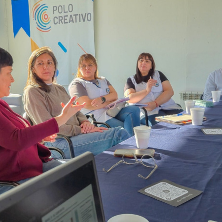 El Gobierrno provincial impulsa la primera ruta pedadógica de videojuegos en escuelas primarias