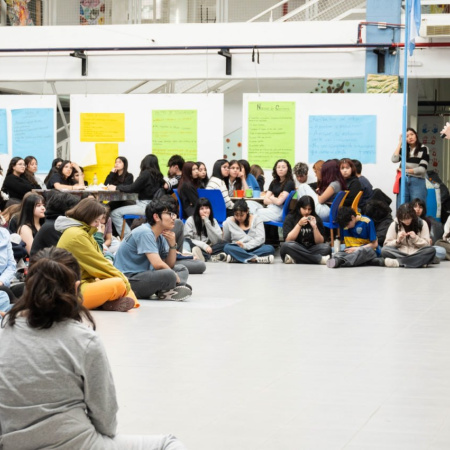 Se dictó en Río Grande una charla sobre responsabilidad legal en la adolescencia