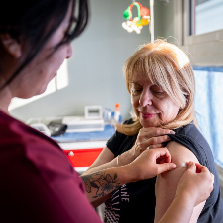 Jornada de vacunación para personas mayores en Tolhuin