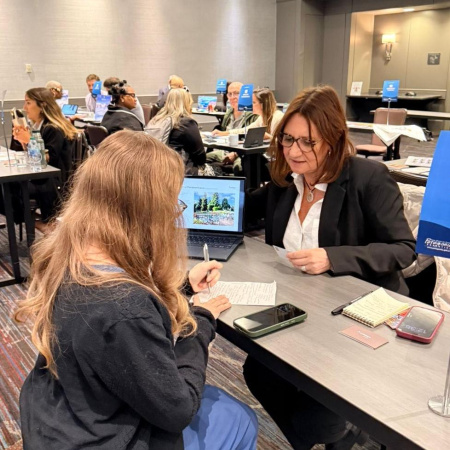 El INFUETUR y el sector turístico promocionan el destino Fin del Mundo en el mercado estadounidense