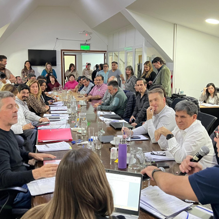 Legislatura: Dictamen favorable para garantizar fondos a Municipios, Justicia y OSEF