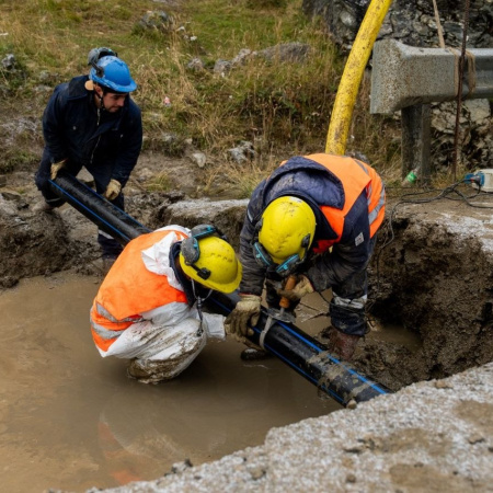 Comenzó el cruce subterráneo de la Ruta N° 3 para el tendido eléctrico del nuevo puesto de control