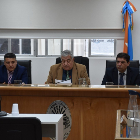 Condenan a un hombre a 20 años de prisión por abusar de su hijastra en Tolhuin