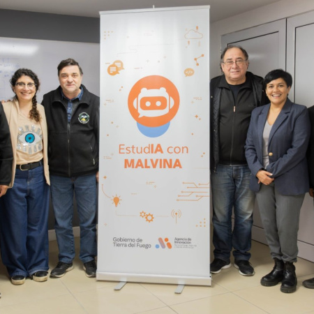 Se presentó "EstudIA con Malvinas": el avatar fueguino para acercar la gesta de Malvinas a las aulas argentinas