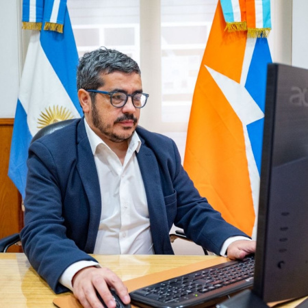 Iriarte: "Mientras la legislatura estaba por sesionar, la deuda con la municipalidad de Ushuaia llegó a 14 mil millones de pesos"