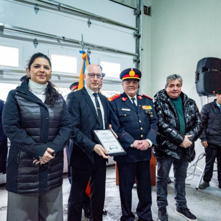 Funcionarios municipales acompañaron la celebración por el Día del Bombero Voluntario
