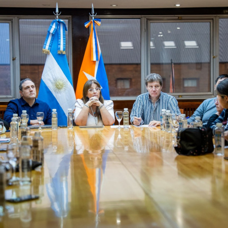 Melella encabezó la primera mesa de trabajo con vecinos por el subsidio al GLP