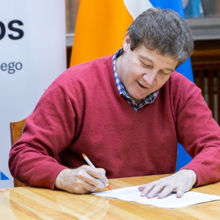 Parque automotor oficial: Melella adjudicó la contratación de seguros por casi 1.200 millones de pesos