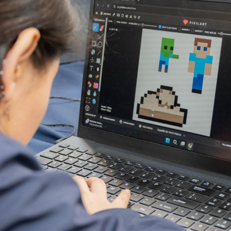 Más de 300 estudiantes participaron del encuentro tecnológico "Jam Ruta Gamer"
