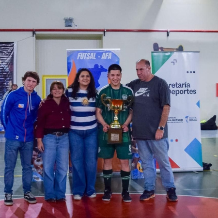 Camioneros en masculino y las Cuervas en femenino se adjudicaron el Torneo Apertura de Futsal AFA