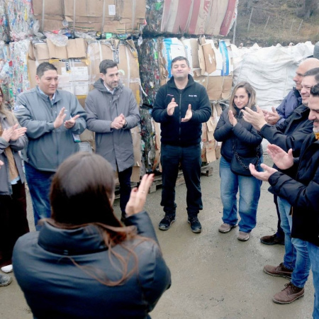 Vuoto recorrió el Centro de Gestión Ambiental y destacó el impacto de la economía circular en Ushuaia