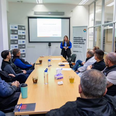 Brindaron capacitación en prevención de violencia laboral