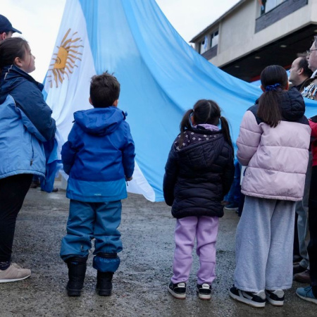 Día de la Bandera: hubo actos simultáneos en las tres ciudades de la provincia